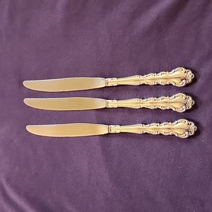 3 dinner knives - Beethoven (Silverplate, 1971) by Oneida Silver.